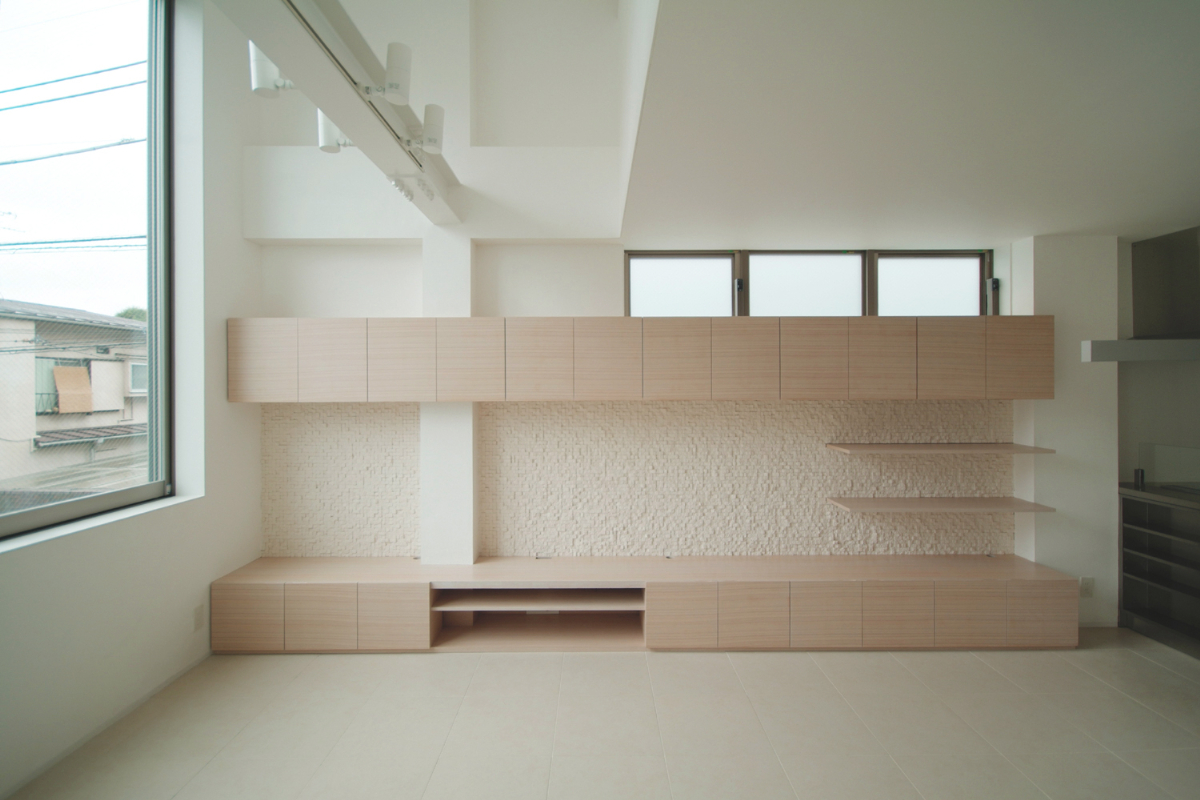 ’open the north window in spring’